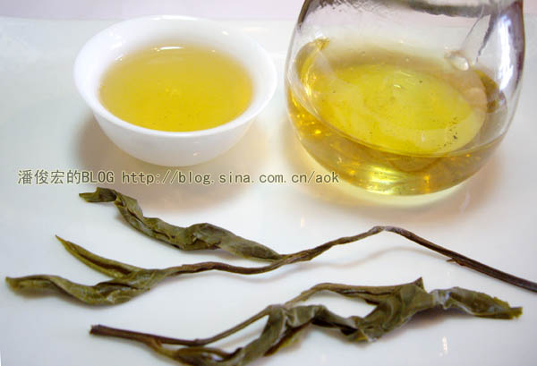 蛮砖(曼庄)-普洱茶的毛茶/潘俊宏 评鉴(图片暂缺) Life tea | 生活禪茶  评鉴 潘俊宏 毛茶 曼庄 普洱茶   [ 潘俊宏 Arttopan -艺术家 artist ]