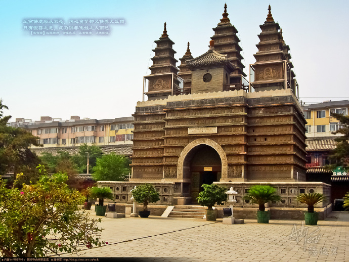 内蒙映像：呼和浩特-慈灯寺金刚宝座塔(潘俊宏/1920x1440壁纸下载/35张) Blog  潘俊宏 映像 慈灯 宝座 壁纸 呼和浩特 内蒙 x   [ 潘俊宏 Arttopan -艺术家 artist ]