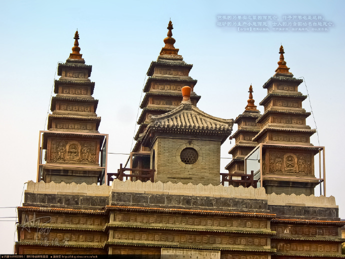 内蒙映像：呼和浩特-慈灯寺金刚宝座塔(潘俊宏/1920x1440壁纸下载/35张) Blog  潘俊宏 映像 慈灯 宝座 壁纸 呼和浩特 内蒙 x   [ 潘俊宏 Arttopan -艺术家 artist ]