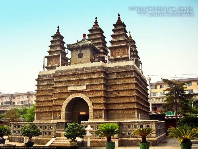 内蒙映像：呼和浩特-慈灯寺金刚宝座塔(潘俊宏/1920x1440壁纸下载/35张) Blog  潘俊宏 映像 慈灯 宝座 壁纸 呼和浩特 内蒙 x   [ 潘俊宏 Arttopan -艺术家 artist ]